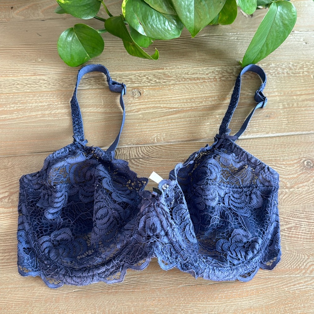 Adore me blue lace bra sz32 DDD